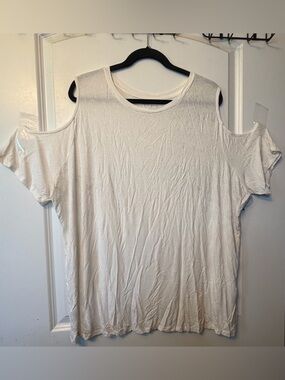 Ruff Hewn 3X White Cold-Shoulder Short Sleeve Tee with Silver Detail